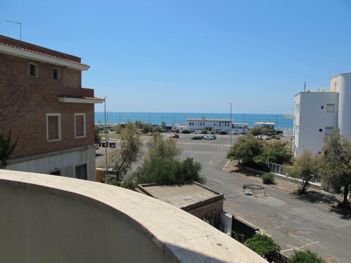 Brezza Di Mare Διαμέρισμα Λίντο ντι Όστια Εξωτερικό φωτογραφία