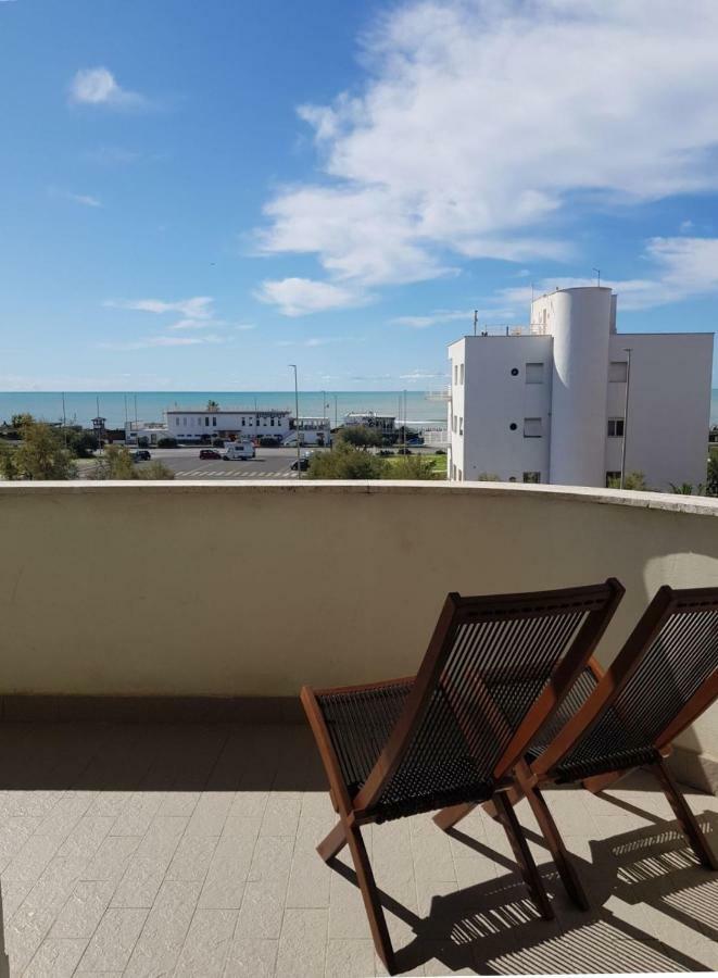 Brezza Di Mare Διαμέρισμα Λίντο ντι Όστια Εξωτερικό φωτογραφία
